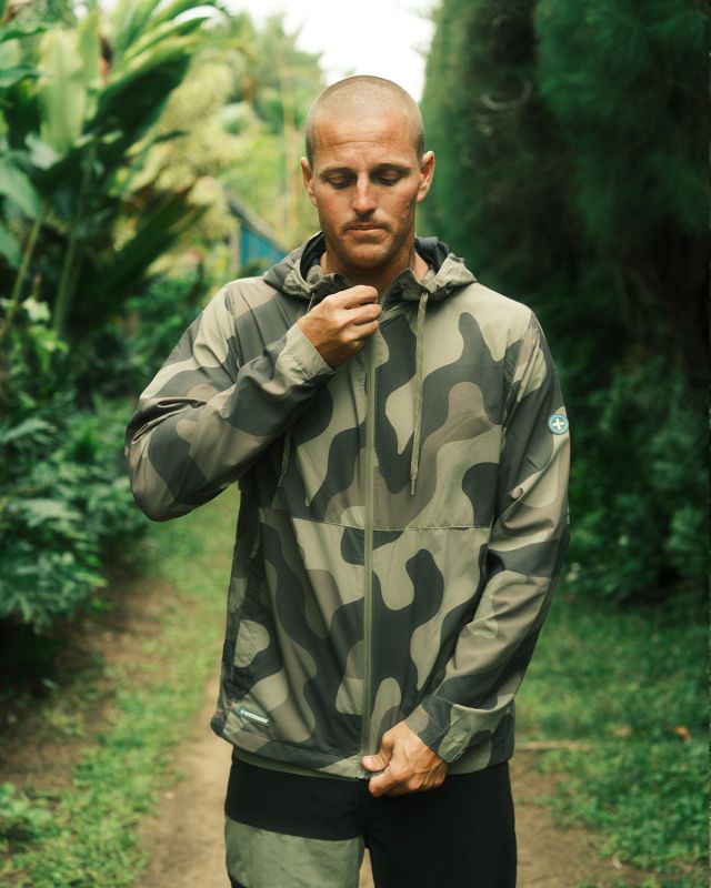 Onshore Windbreaker