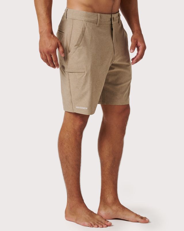 The Crew Hybrid Short 8.5"