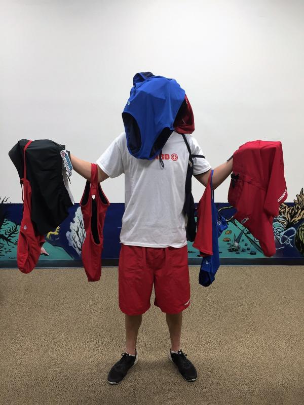 5 Tips to Buying Lifeguard Swimsuits